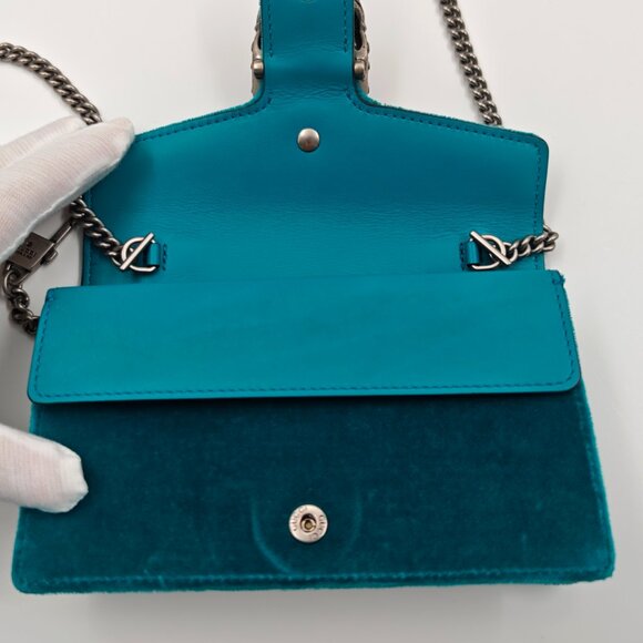 Gucci Dionysus super mini velvet crossbody bag - Picture 11 of 13